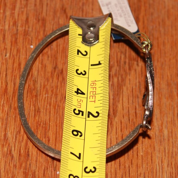 Niquea.D Initial Metal Bracelet - Picture 6 of 6